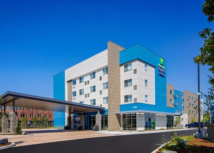 Holiday Inn Express & Suites - Portland Airport - Cascade Stn By Ihg
