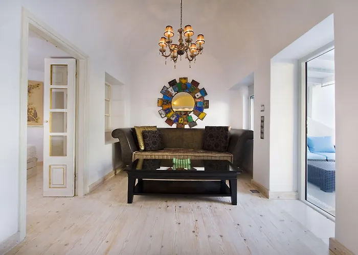 Togo villas Hyperion Oia Suites