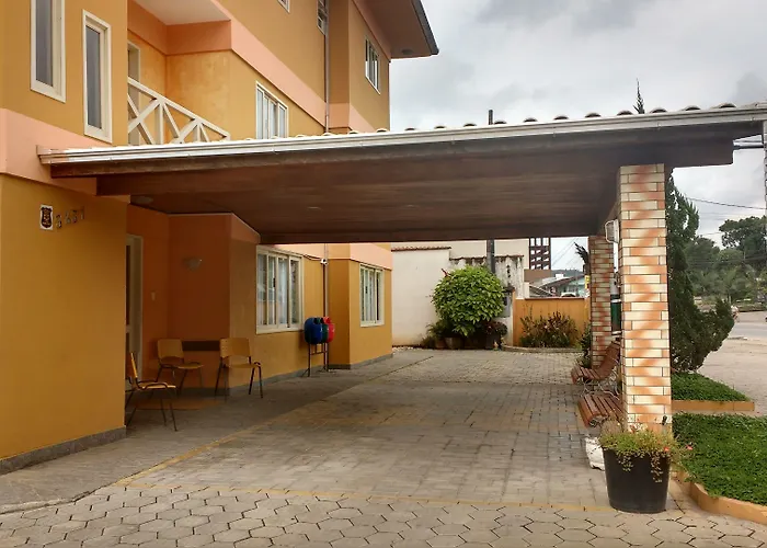 Hotel para famílias: Hotel Palugi