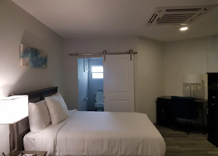 King'S Hotel & Residences