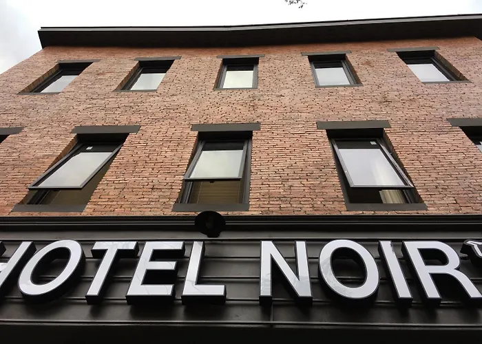 Hotel Noir