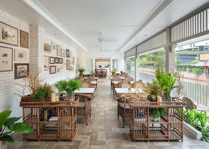 Casa Vimaya Riverside