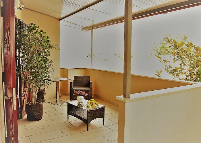 Villa Aurora B&B