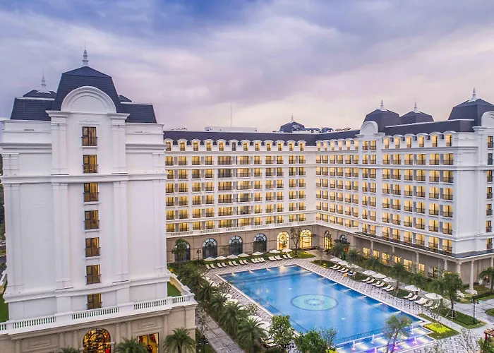 Family Friendly Hotels Vinholidays Fiesta Phu Quoc