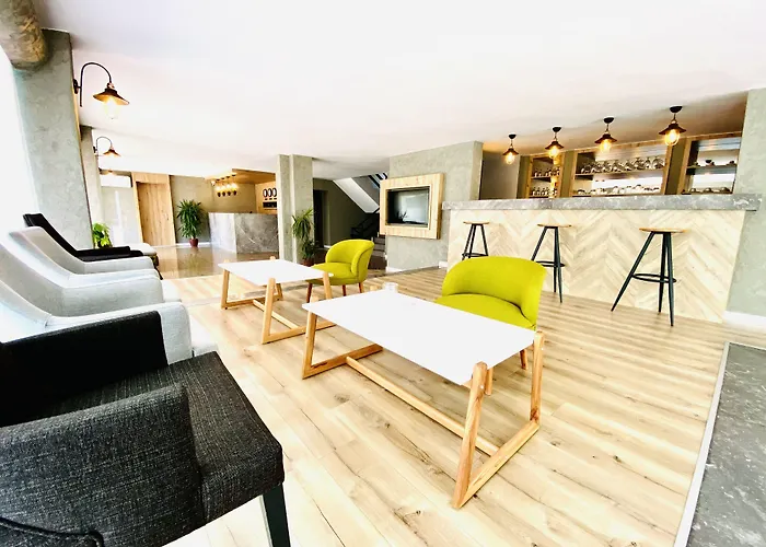 Hotel: Royal City Hotel