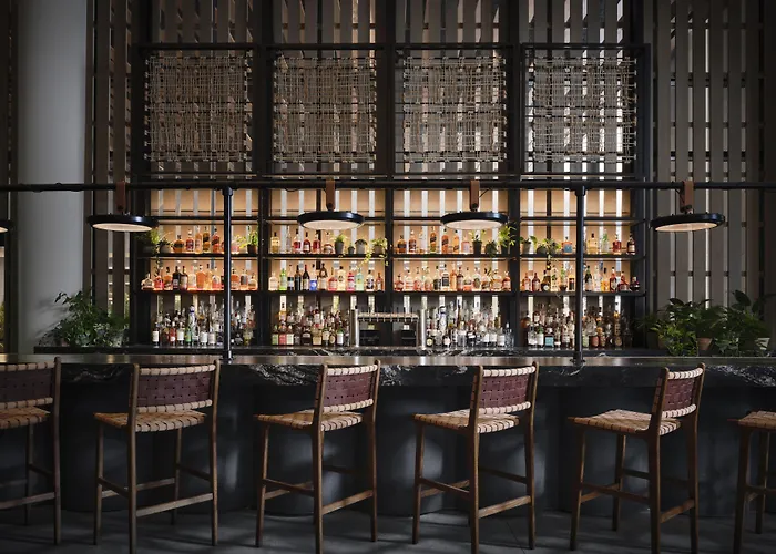 5 star hotel: 1 Hotel Nashville