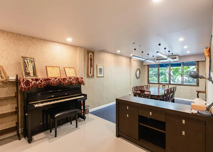 Dog friendly hotels Every Surawong