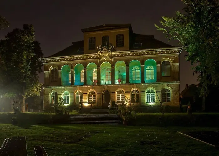 Hotel Am UnderSTAYtement Am Schloss