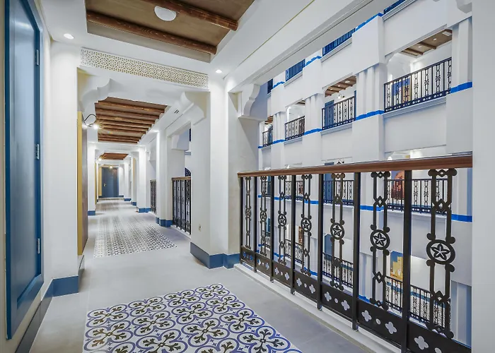 Central Inn Souq Waqif
