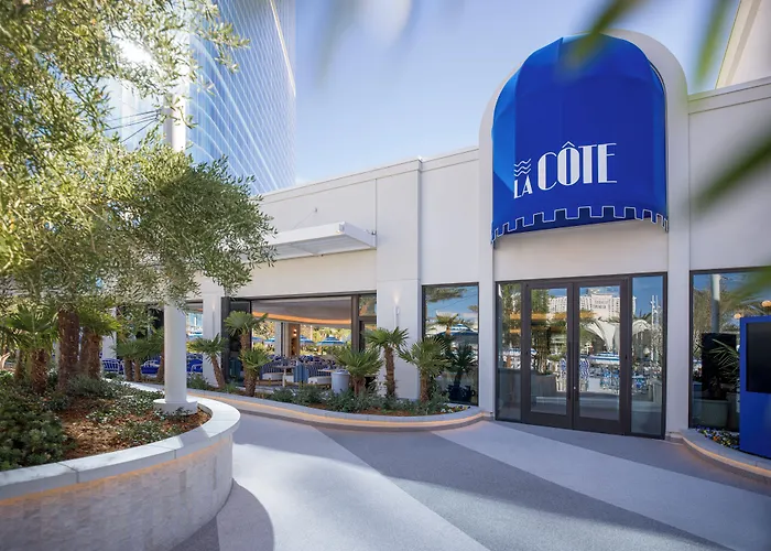 Fontainebleau , Michelin Key Award