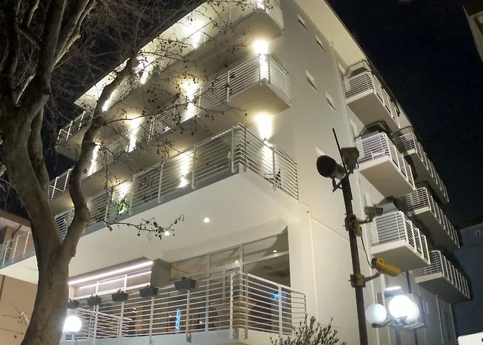 Half Moon Airport Restaurant