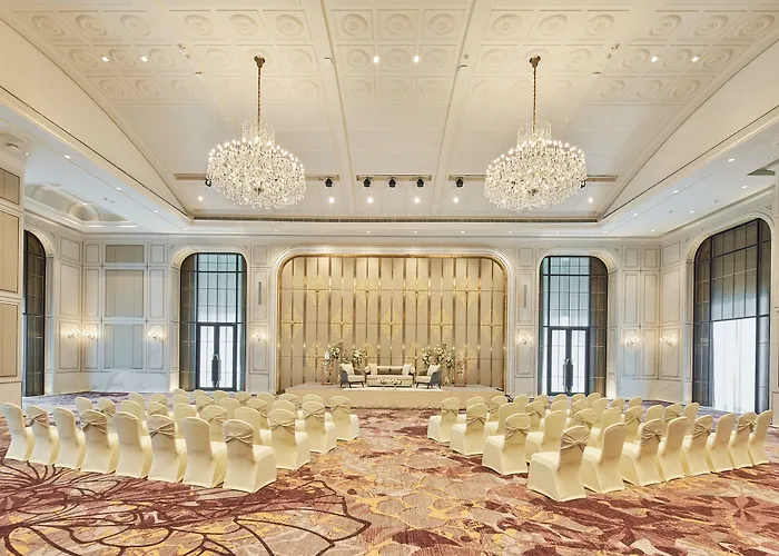 Eastin Grand Phayathai
