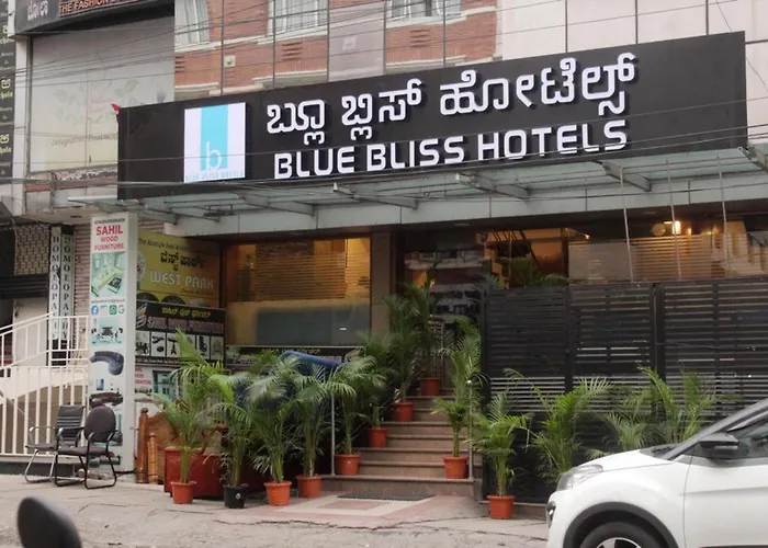 Blue Bliss Hotels By Pph Living Infantry Road