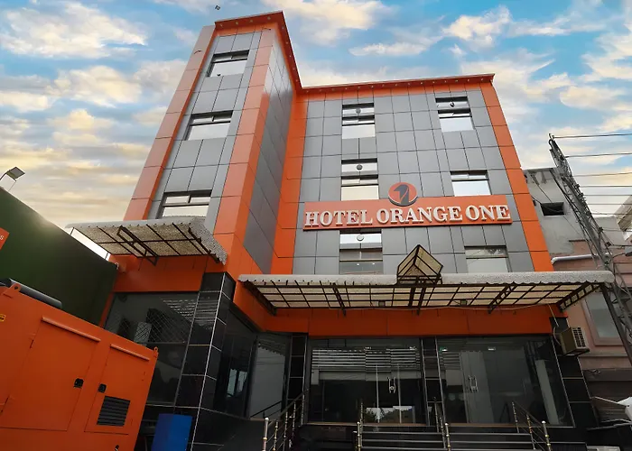 Family Hotel: Hotel Orange One