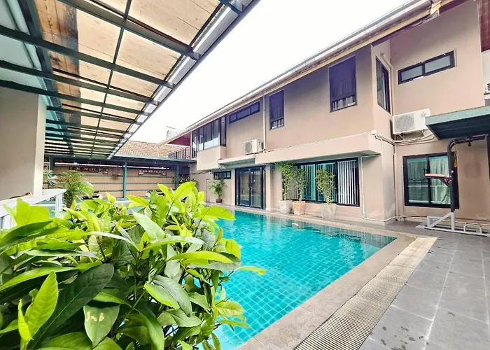 Baan Tanwa - Mrt Ratchadapisek Exit 1 Or 2