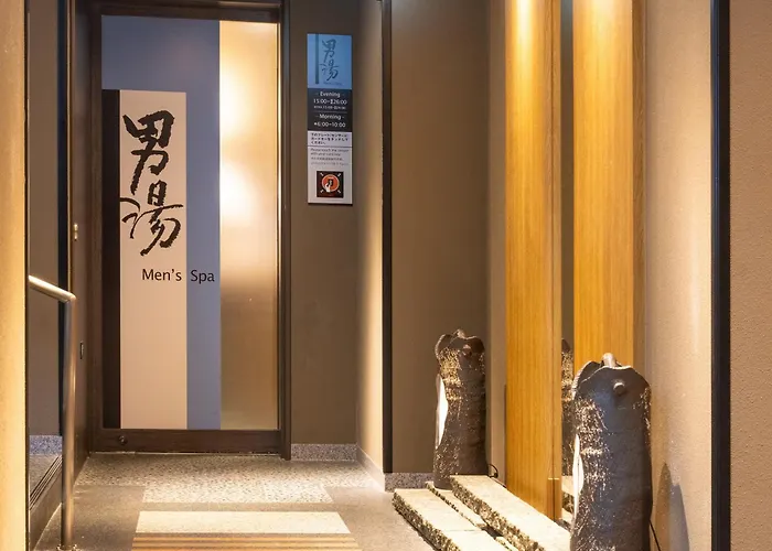 Hotel with pool: Apa Hotel & Resort Nishishinjuku Gochome Ekimae Tower - Formerly Apa Hotel & Resort Nishishinjuku Gochome Eki Tower