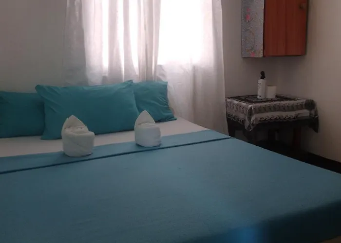 Lola Flor's Guest House