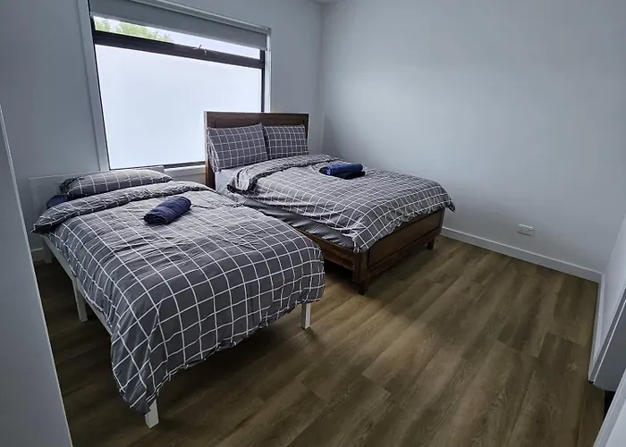 Maruve Guesthouse Plus- Modern Stay Near Melb Airport 12 Min