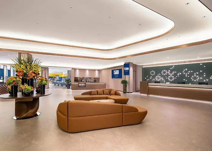 Holiday Inn Express Shanghai Putuo By Ihg