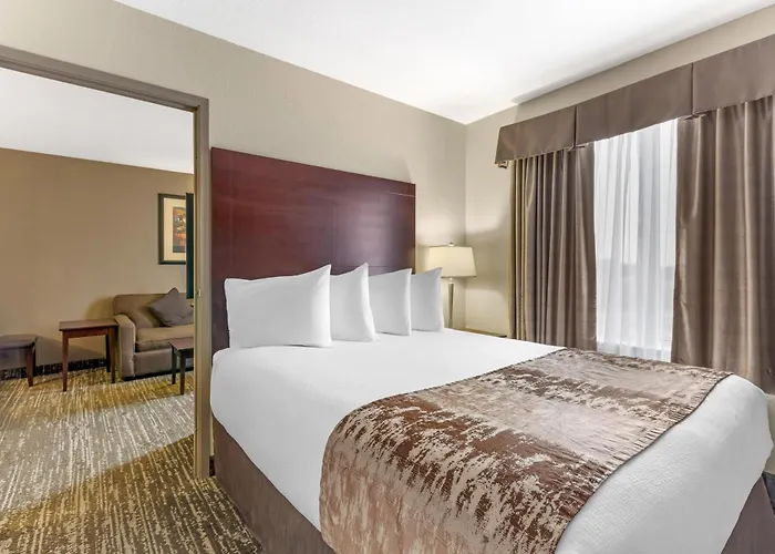 Best Western Plus Pembina Inn & Suites