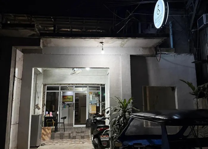 B&B only: Seaslugs Travellers Inn