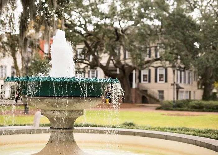 Orleans Square