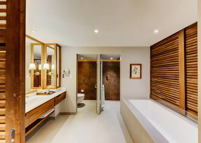 Beach hotel: Cinnamon Bentota Beach - Signature Selection