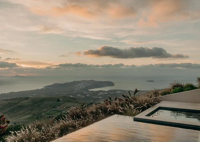 Villa: Santorini Sky, Luxury Resort