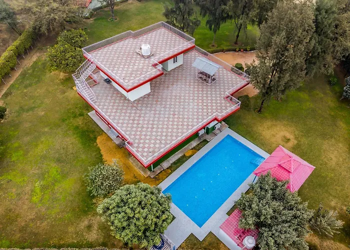 Alaya Stays 4Bhk Farmhouse With Pvt Pool & Garden - Manesar