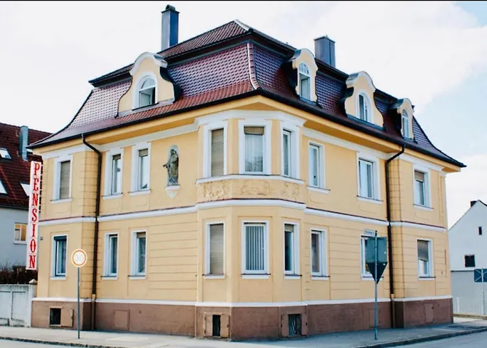 Pension De Lux Augsburg