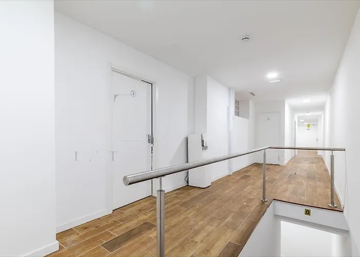 AYZ Luis Cabrera-Auto check-in property