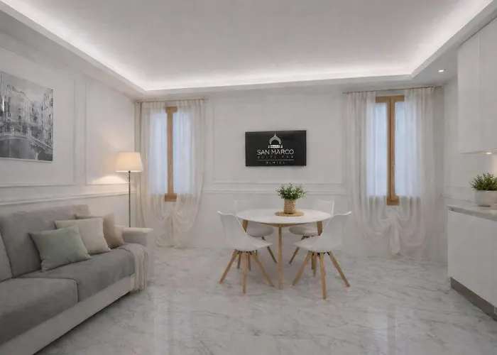San Marco Suite 755