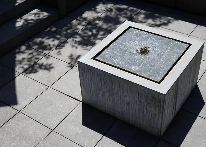 Strandhotel: The George Hamburg