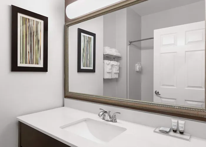 Wingate By Wyndham Destin