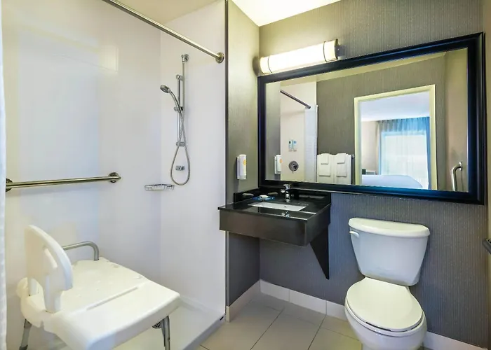 Comfort Inn Airport East