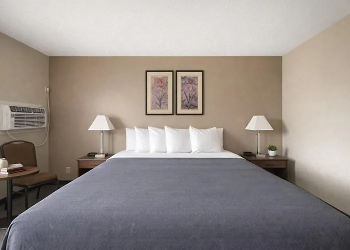 Motel: Lake Powell Canyon Inn