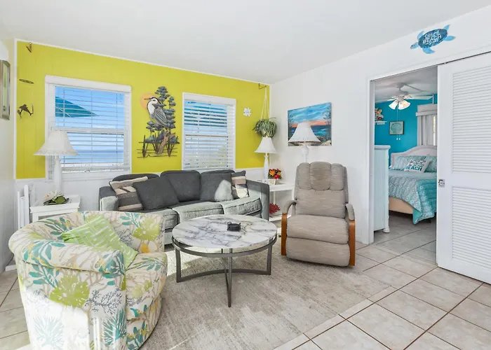 Sea Club I