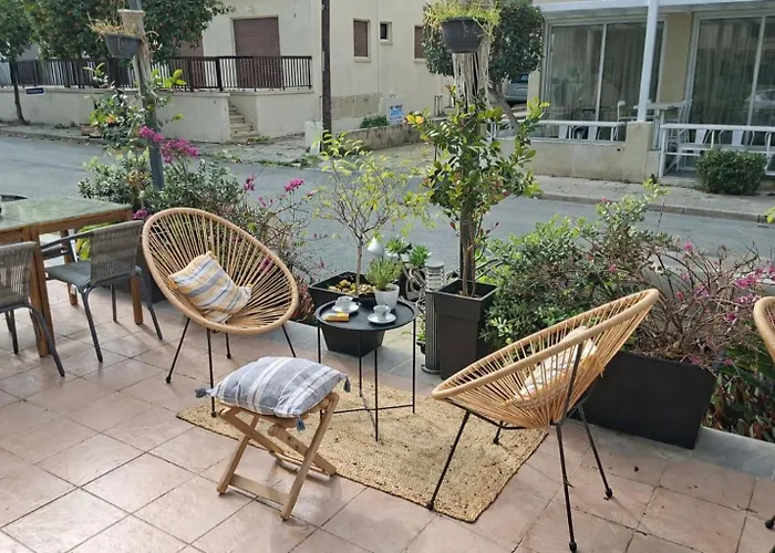 La Veranda Hotel