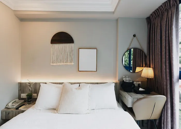 Harbour Ville Hotel