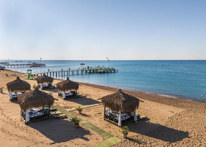 Waterpark Hotel: Limak Lara Deluxe Hotel & Resort Antalya