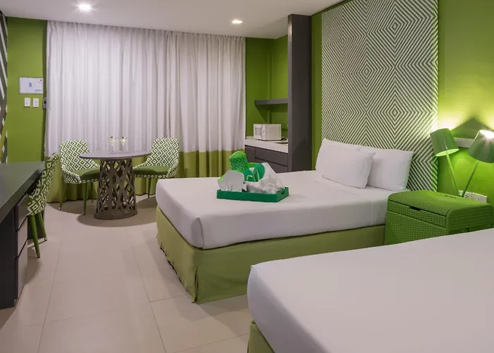 Resort: Astoria Boracay