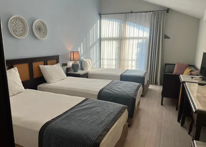 Cheap hotel: Lara Park Hotel