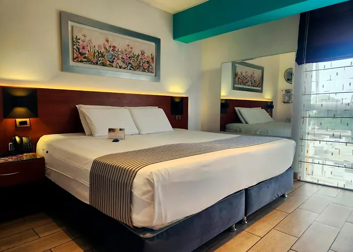 Beach hotel: Hotel Vila Santa