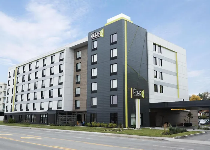 Family Hotel: Home2 Suites By Hilton Quebec City