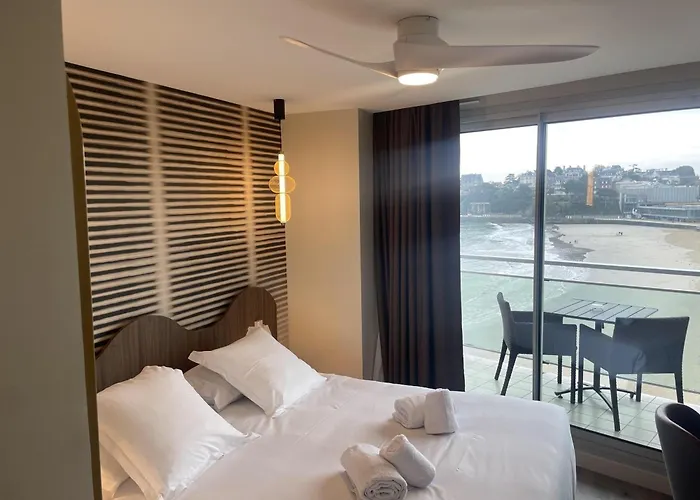 Hôtel accueillant les animaux: Le Crystal Dinard, Sure Hotel Collection By Best Western