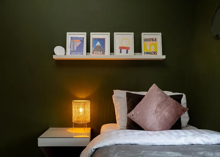 Family resorts Old Ship Inn Hackney