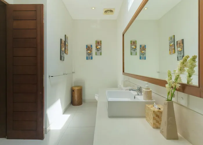 Kashantre, 4 Bedroom, Sleeps 12