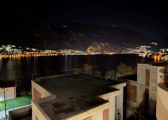 Hotel near College: Hotel Galia