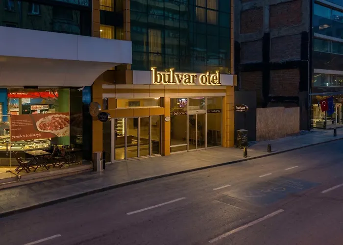Bulvar Hotel
