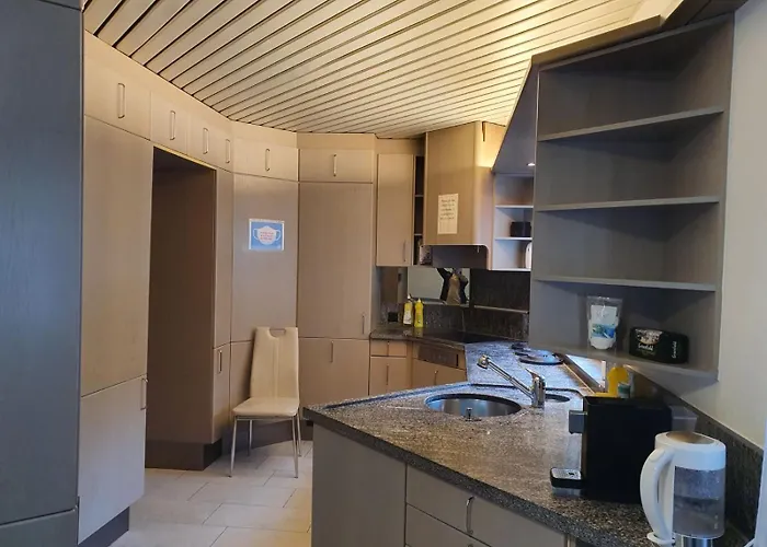 Viktoria Budget Hostel
